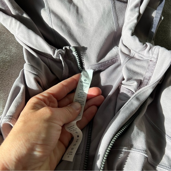 Lululemon Define Hooded Jacket - Picture 6 of 6
